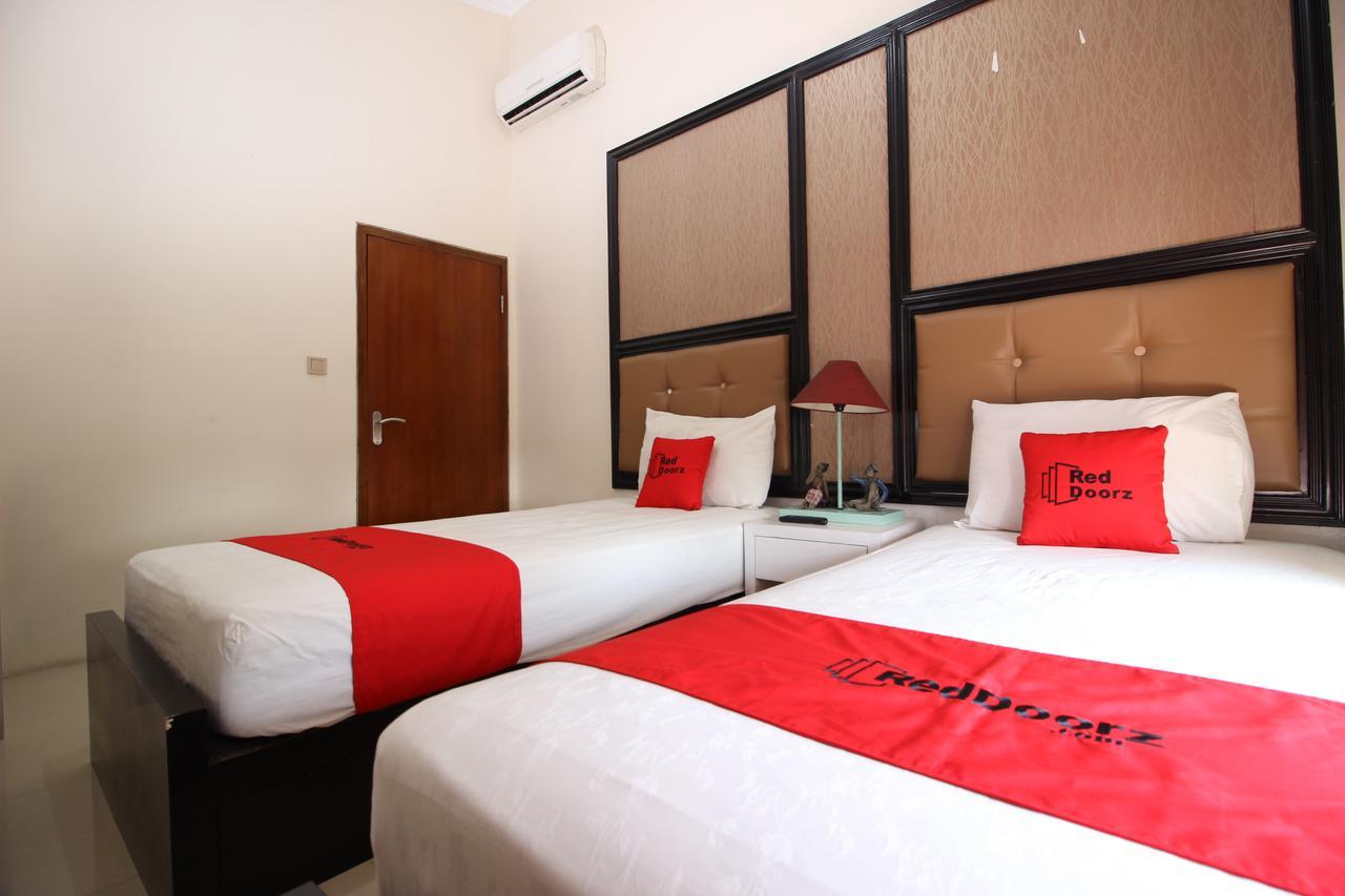 Reddoorz Plus Near Tugu Jogja 2 日惹 外观 照片