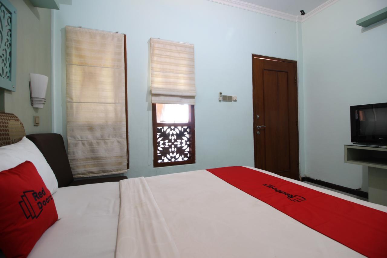 Reddoorz Plus Near Tugu Jogja 2 日惹 外观 照片