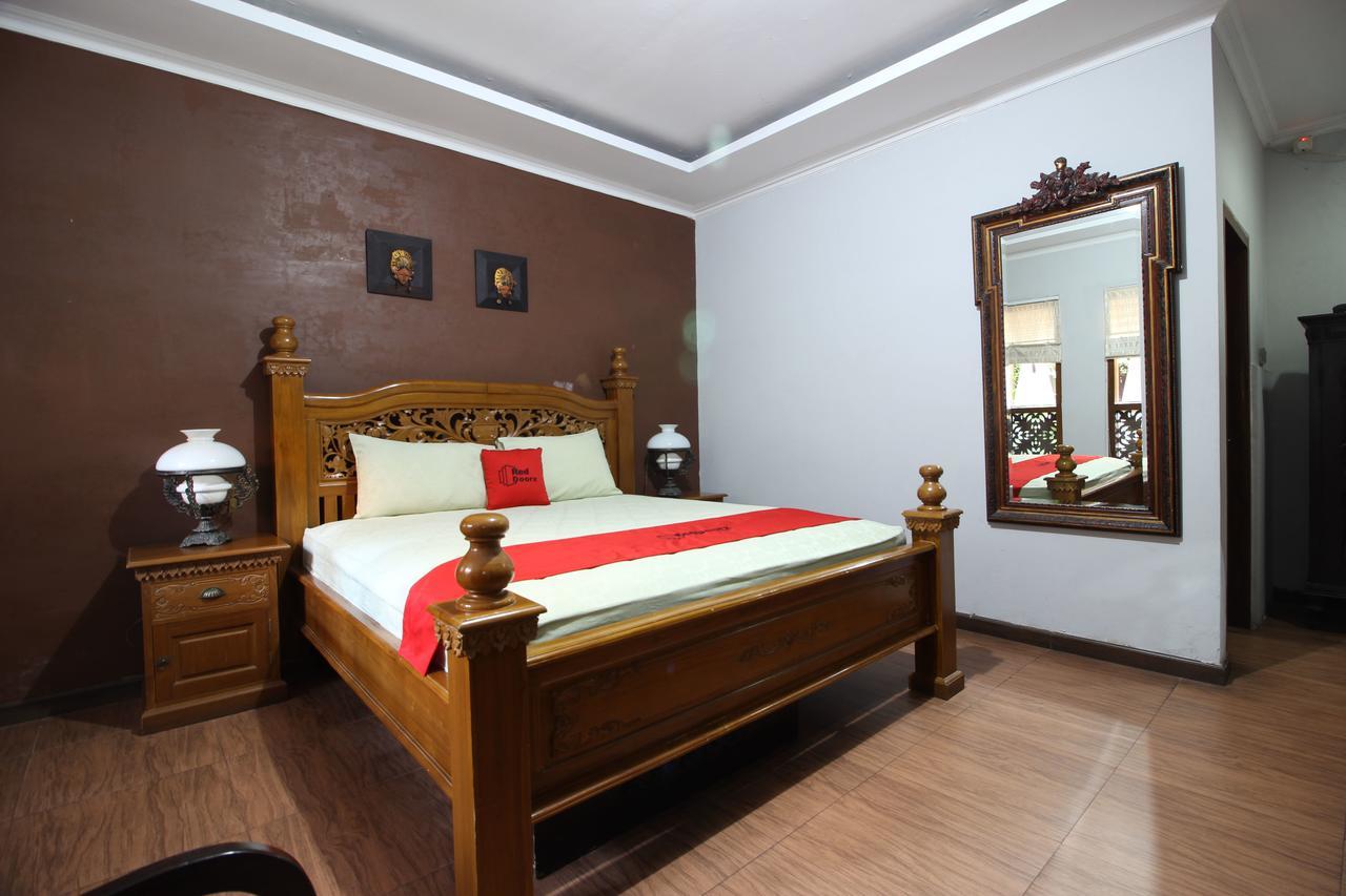 Reddoorz Plus Near Tugu Jogja 2 日惹 外观 照片