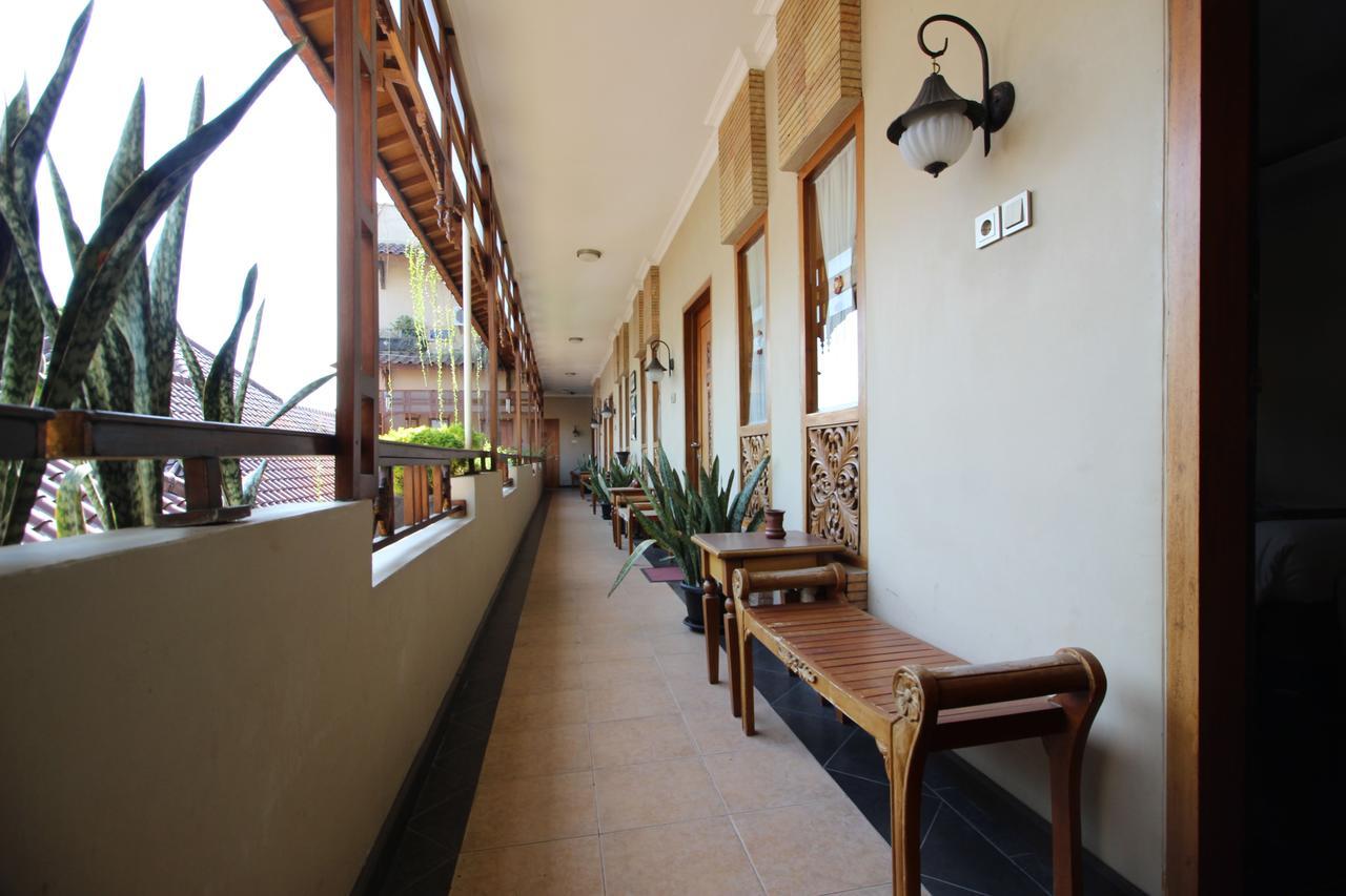 Reddoorz Plus Near Tugu Jogja 2 日惹 外观 照片