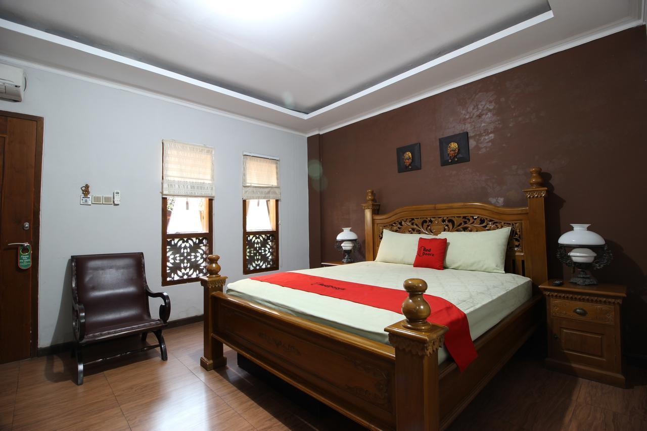 Reddoorz Plus Near Tugu Jogja 2 日惹 外观 照片